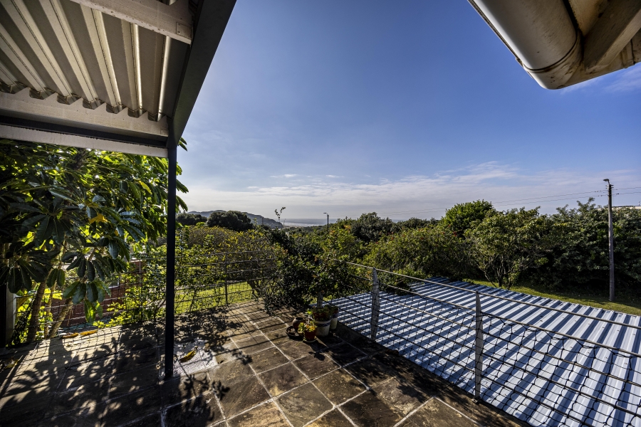 4 Bedroom Property for Sale in Nahoon Beach Eastern Cape